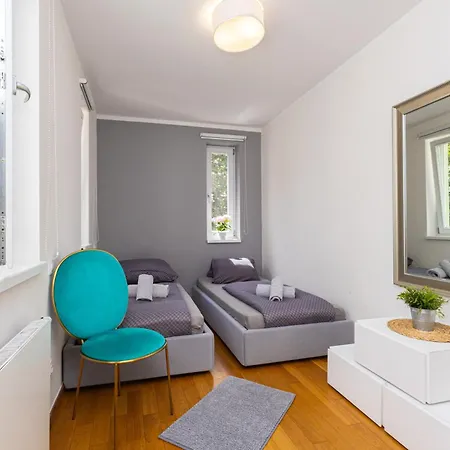 Vysehrad Family 2br 2ba Apartman *